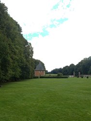 Le parc et l\'orangerie du château de Bosmelet.<br>Auffay